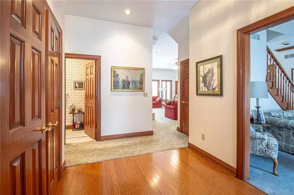 9620 Tai Trace, Washington Twp, OH 45458