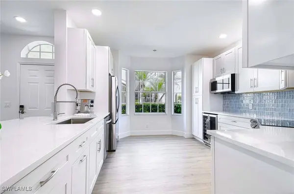 5701 Heron LN #704, Naples, FL 34110