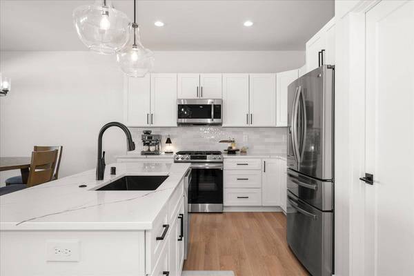 9917 N Sharp Ln, Spokane Valley, WA 99206