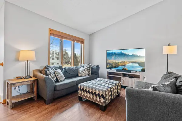 114 Alva ST, Waconia, MN 55387