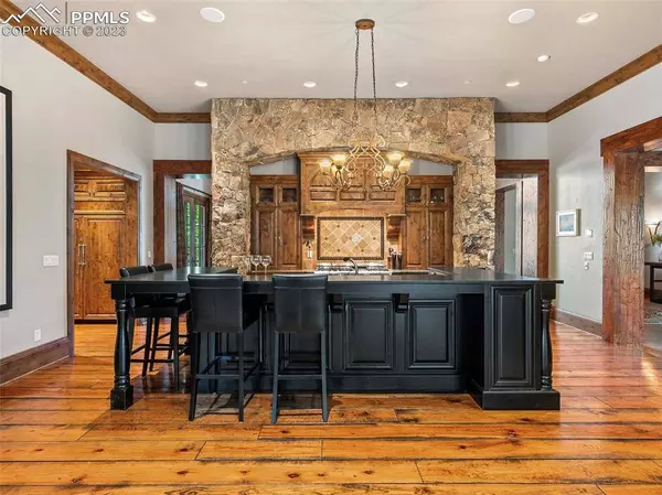 2355 Stratton Forest HTS, Colorado Springs, CO 80906