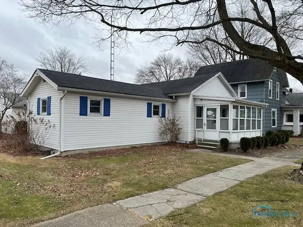 361 Lincoln ST, Elmore, OH 43416