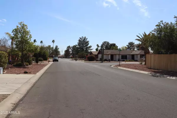 10621 N 115TH Avenue, Youngtown, AZ 85363