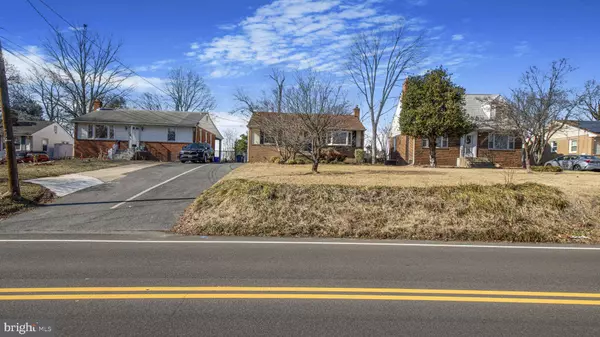 8708 EDMONSTON, Berwyn Heights, MD 20740