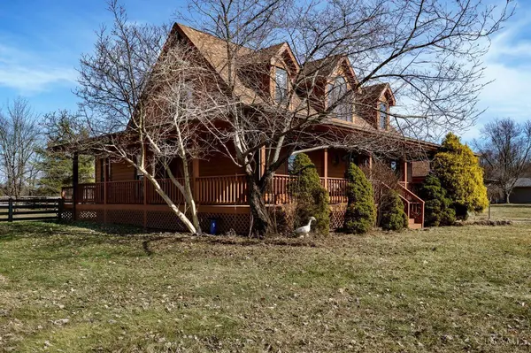 4206 Rapture Dr, Batavia, OH 45103