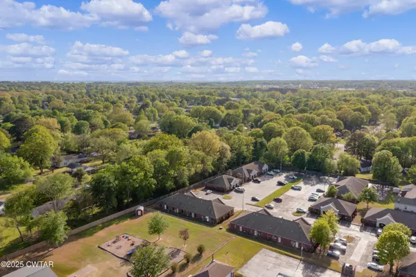 164 Suite B,C,D University Pkwy, Jackson, TN 38305