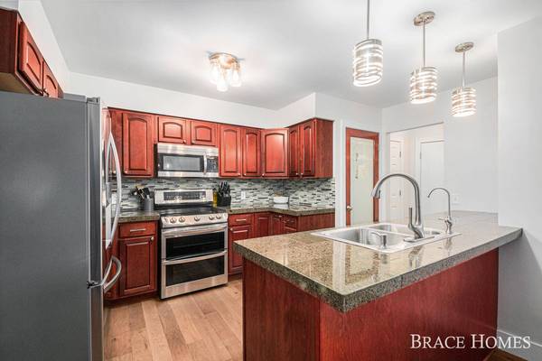 5278 Queensbury SE Drive, Grand Rapids, MI 49508