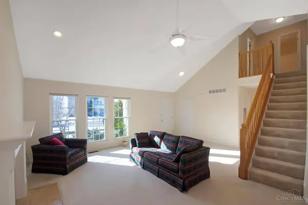 448 Lake Front Dr, Lebanon, OH 45036