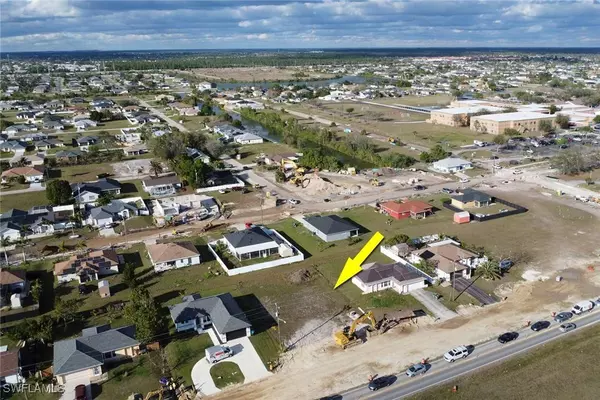 925 Diplomat Pkwy E, Cape Coral, FL 33909