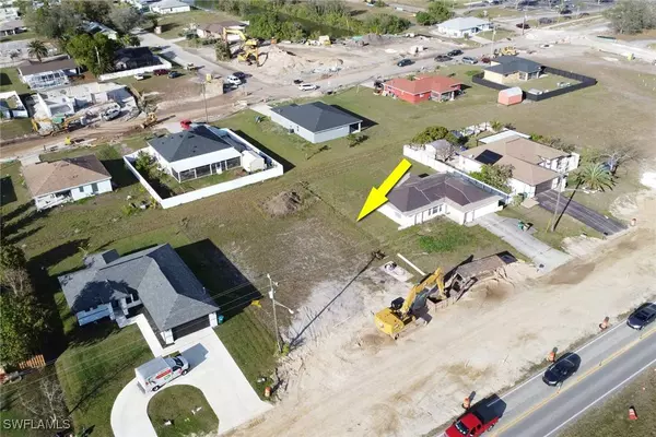 925 Diplomat Pkwy E, Cape Coral, FL 33909