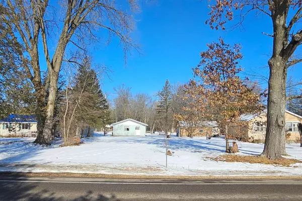 W5990 Main Street, Packwaukee, WI 53953