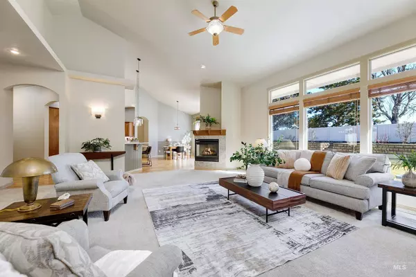 380 N Clearpoint Way, Eagle, ID 83616-7210