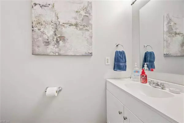 9410 Chesapeake ST, Norfolk, VA 23503