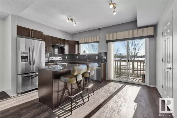 #44 6520 2 AV SW, Edmonton, AB T6X 1S4