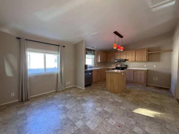 4425 Main ST #SPC 14, Medford, OR 97501