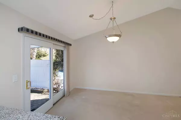 448 Lake Front Dr, Lebanon, OH 45036