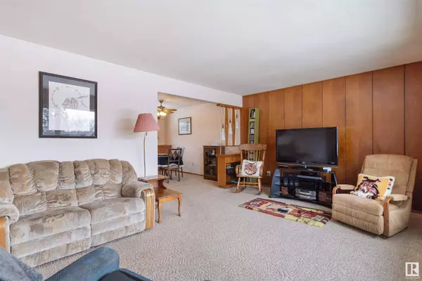 10301 102 AV, Fort Saskatchewan, AB T8L 2B5