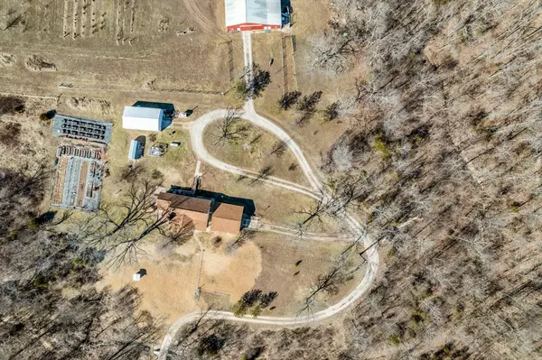 15007 Co Rd E #78-101, Ava, MO 65608