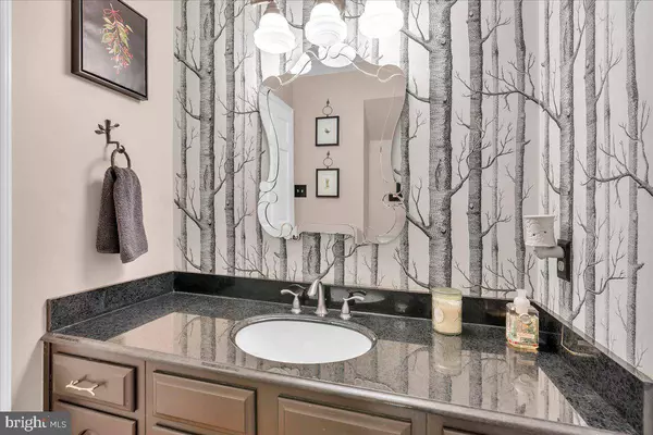 26 WILDERNESS DR, Voorhees, NJ 08043