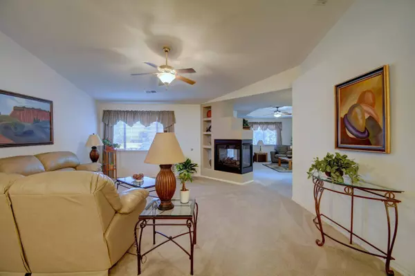 1536 BLUE SPRUCE DR NE, Rio Rancho, NM 87144
