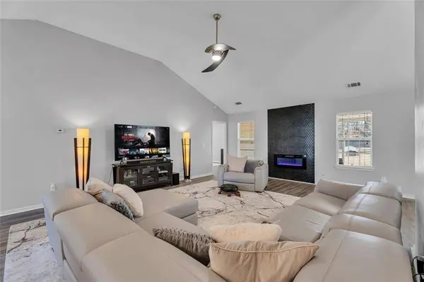 1020 Adie CV, Mcdonough, GA 30253