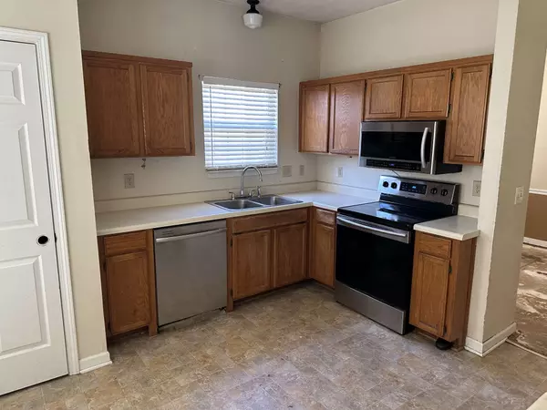 808 Split Oak Ct, Antioch, TN 37013