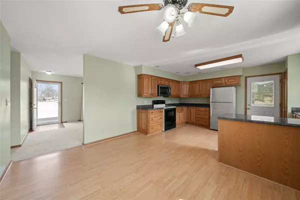 301 SE Peterson Drive, Ankeny, IA 50021