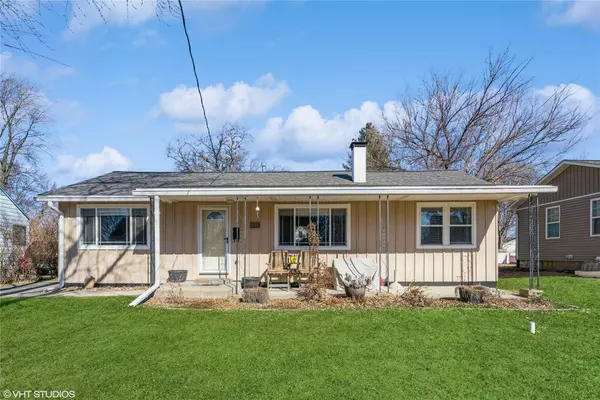 7111 Oliver Smith Drive, Urbandale, IA 50322