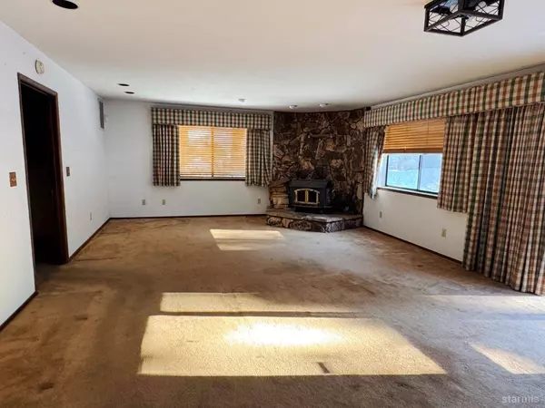 2357 Highlands Drive, South Lake Tahoe, CA 96150