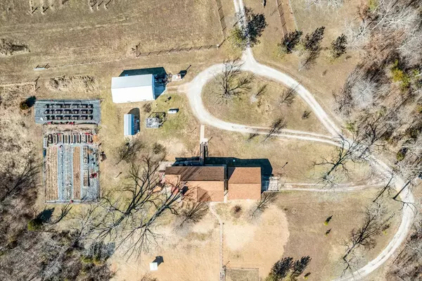 15007 Co Rd E #78-101, Ava, MO 65608