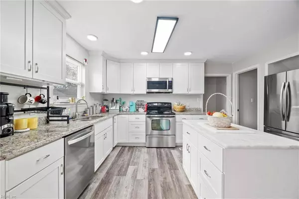 9410 Chesapeake ST, Norfolk, VA 23503