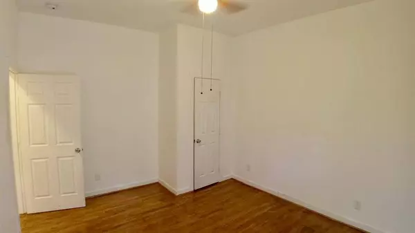 801 & 803 W Baltimore Avenue, Fort Worth, TX 76110