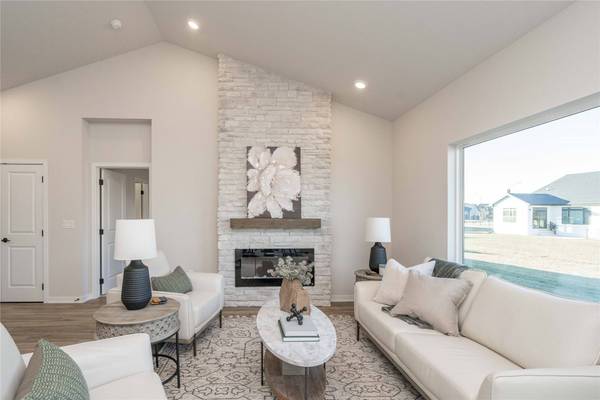 316 SW 17th Street, Ankeny, IA 50023