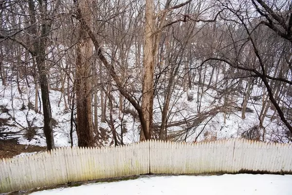 200 Lambert Ter #15, Chicopee, MA 01020