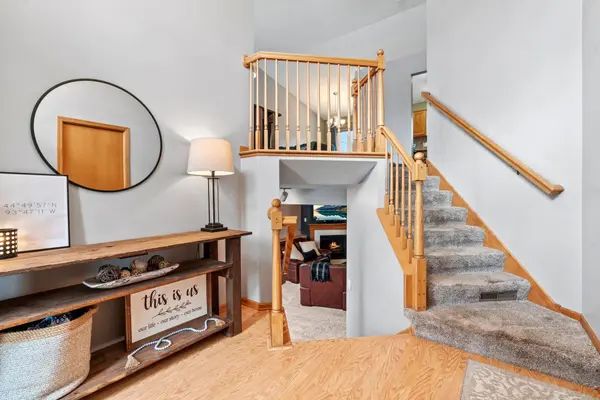 114 Alva ST, Waconia, MN 55387