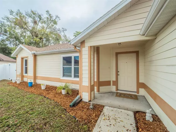 1730 COUNTRY TERRACE LN, Apopka, FL 32703