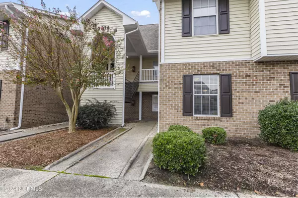 2914 Mulberry LN #C, Greenville, NC 27858