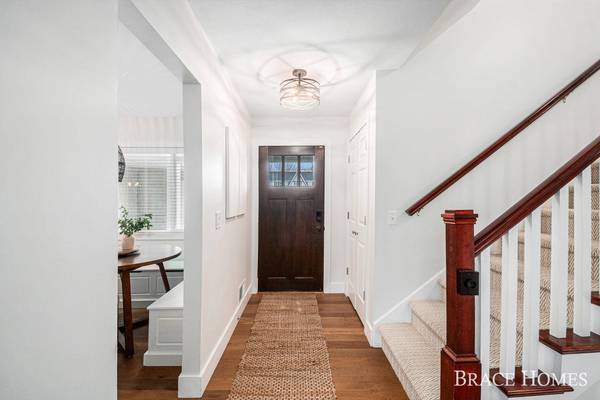 5278 Queensbury SE Drive, Grand Rapids, MI 49508