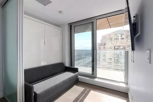 1480 HOWE ST #2503, Vancouver, BC V6Z 0G5