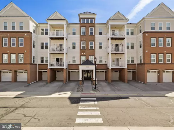 24660 WOOLLY MAMMOTH TER #303, Aldie, VA 20105