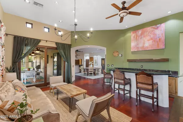 8821 N 9TH Avenue, Phoenix, AZ 85021