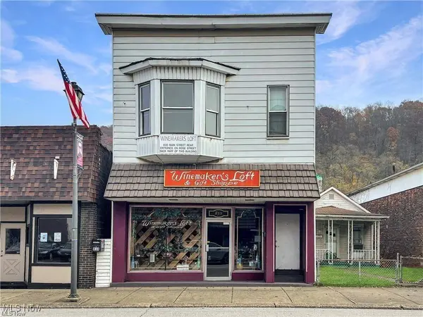 830 Main St, Follansbee, WV 26037