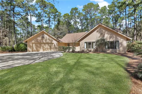 3 Elmwood CT, Hilton Head Island, SC 29926