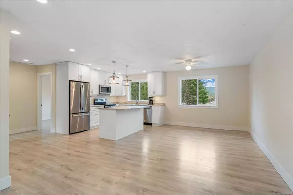 4632 Vista View Pl, Duncan, BC V9L 6J8