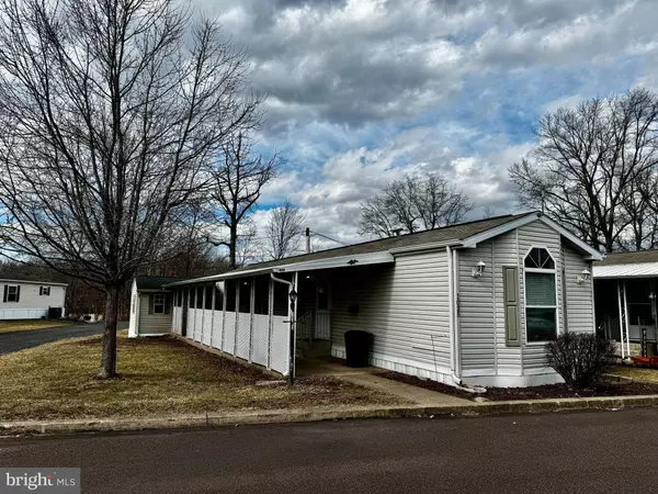 1035 PINE CIR, Telford, PA 18969