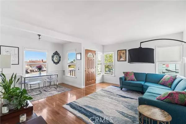 526 S Helberta Avenue, Redondo Beach, CA 90277