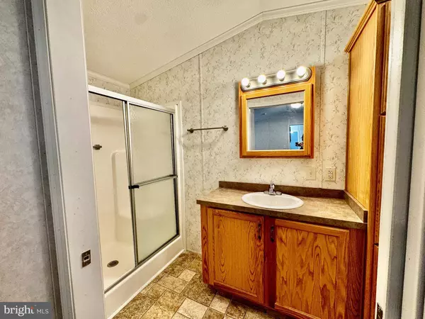 1035 PINE CIR, Telford, PA 18969