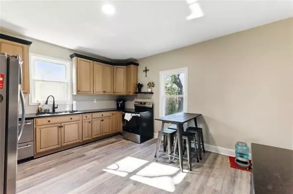 342 SPRING ST, Commerce, GA 30529