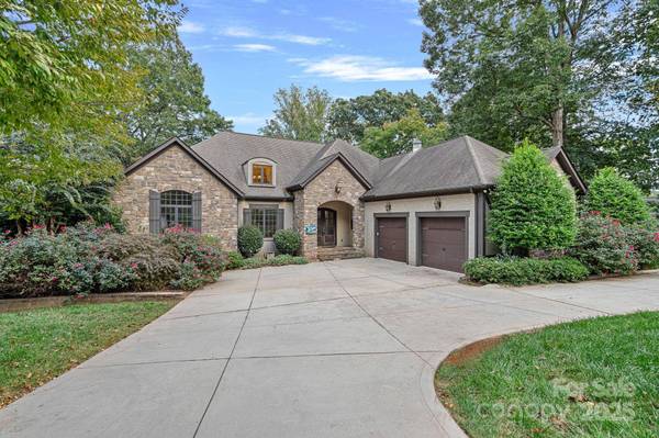 4786 Heather LN, Denver, NC 28037