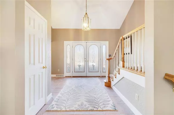 1320 Hilltop DR, Blue Springs, MO 64014